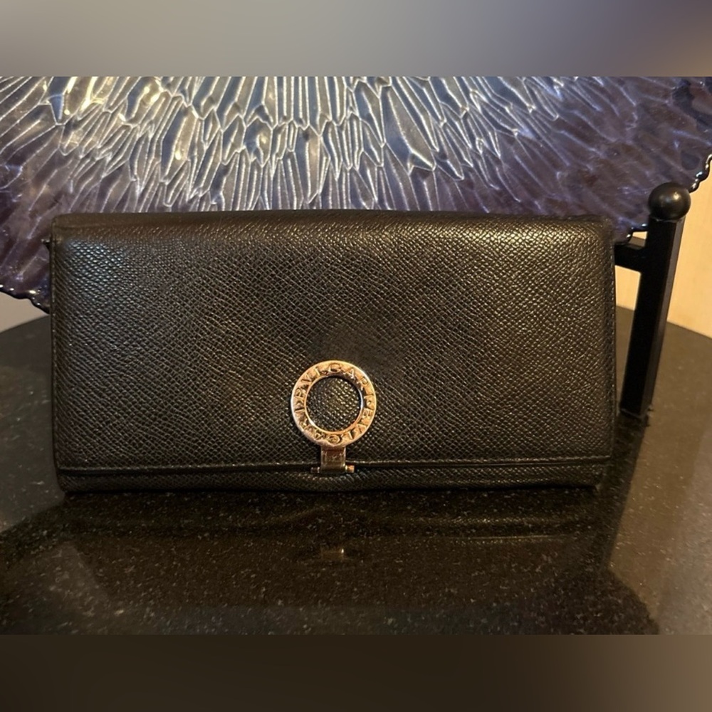 Bvlgari Black Leather Women’s Wallet EUC